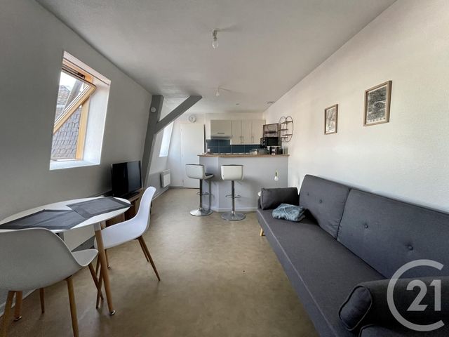 Appartement Studio à louer - 1 pièce - 22.0 m2 - MONTBELIARD - 25 - FRANCHE-COMTE - Century 21 Agence De La Gare