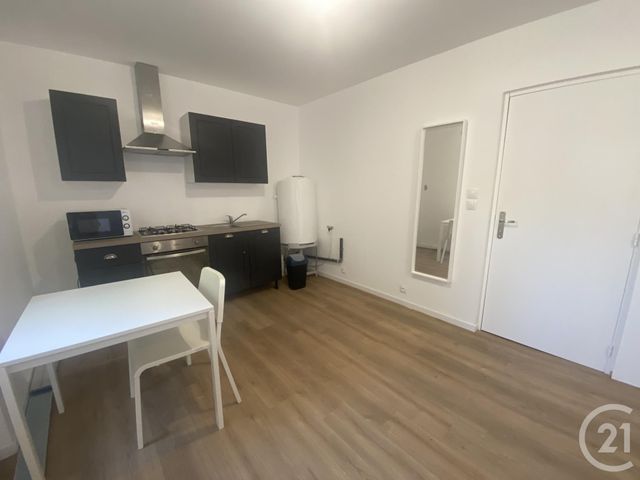 Appartement F2 à louer - 2 pièces - 35.0 m2 - BEAUCOURT - 90 - FRANCHE-COMTE - Century 21 Agence De La Gare