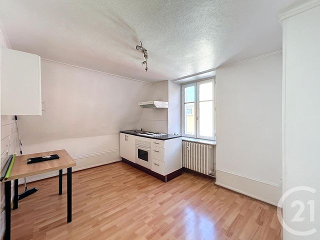 Appartement F2 à louer - 2 pièces - 40.0 m2 - SELONCOURT - 25 - FRANCHE-COMTE - Century 21 Agence De La Gare