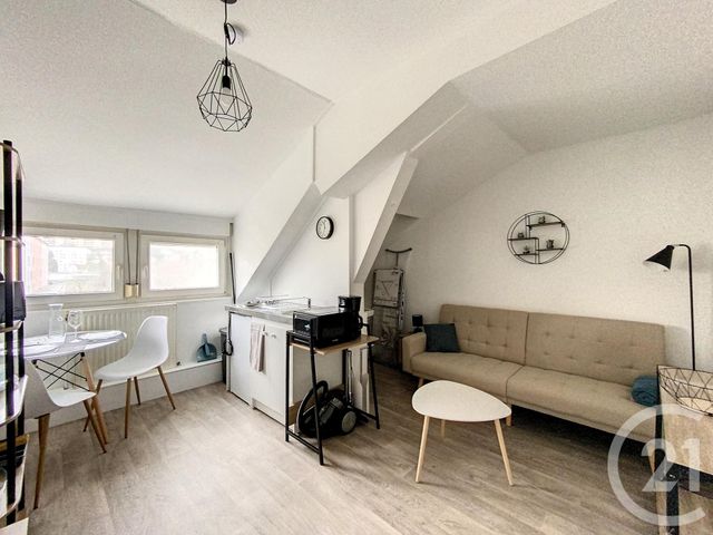 Appartement Chambre à louer - 1 pièce - 16.0 m2 - SOCHAUX - 25 - FRANCHE-COMTE - Century 21 Agence De La Gare