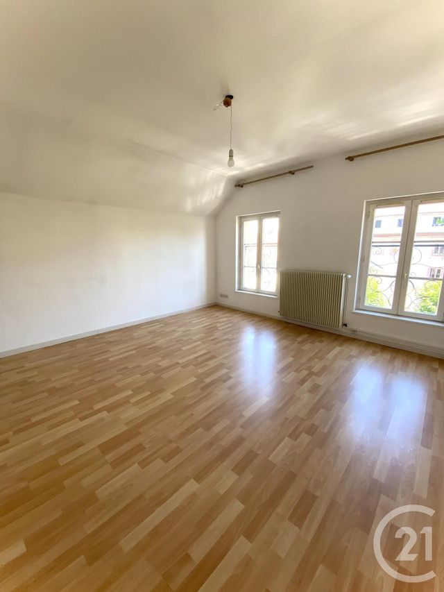 Appartement F2 à louer - 2 pièces - 57.03 m2 - MONTBELIARD - 25 - FRANCHE-COMTE - Century 21 Agence De La Gare