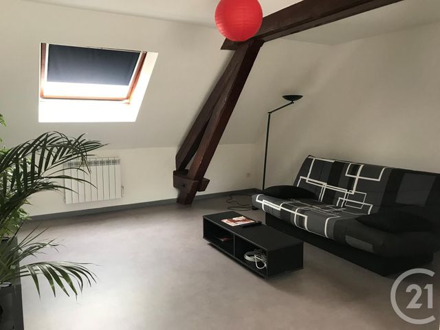 Appartement F2 à louer - 2 pièces - 56.0 m2 - COLOMBIER FONTAINE - 25 - FRANCHE-COMTE - Century 21 Agence De La Gare